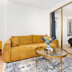 Lookme Apartman *